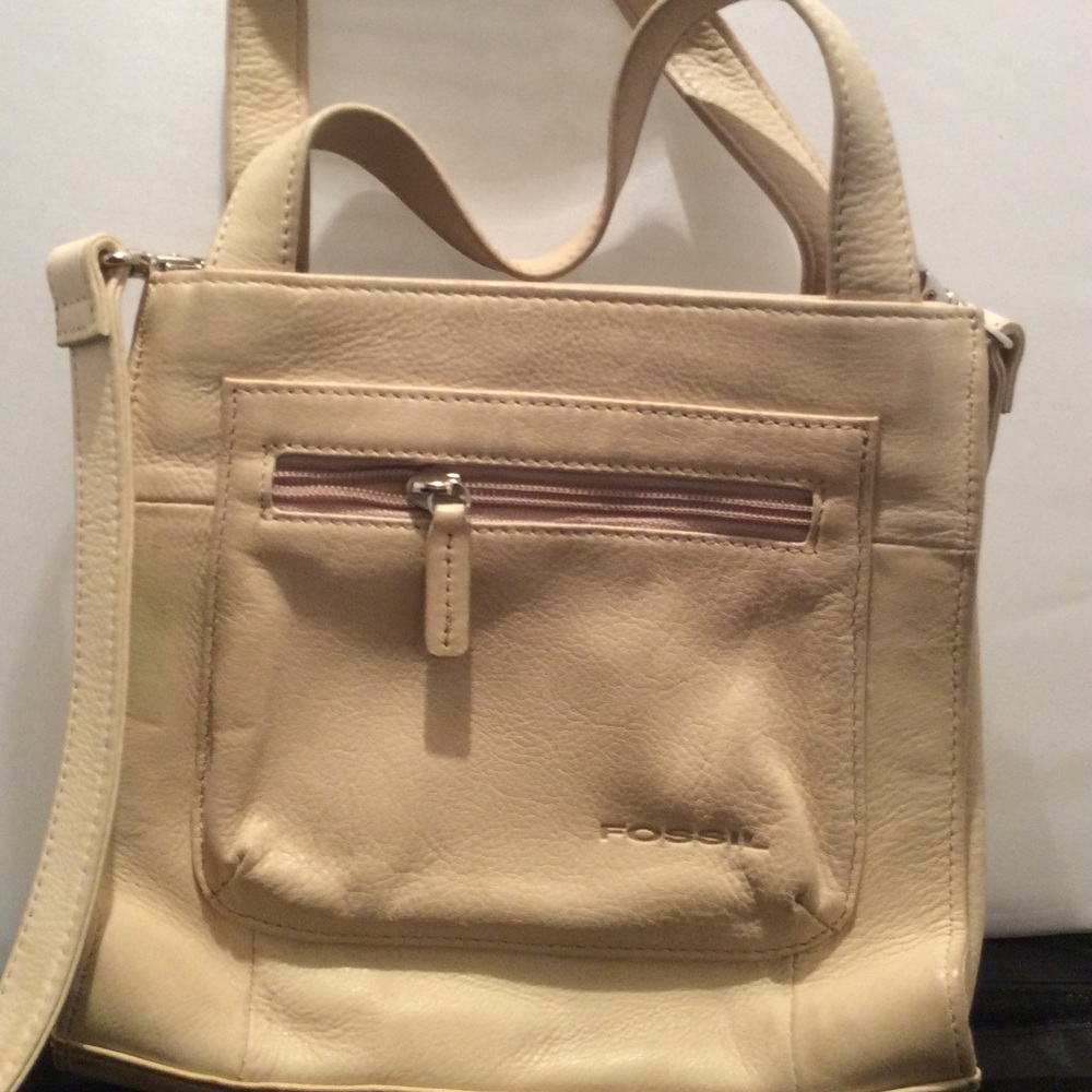 Fossil Beige Pebble Leather Crossbody Shoulder bag